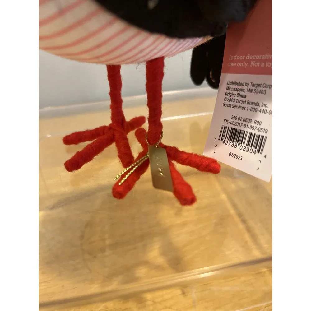 Target Spritz Featherly Friends Valentine Bonjour‎ Bird Cherie 2024